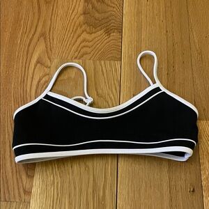 Jo and Jax black and white top